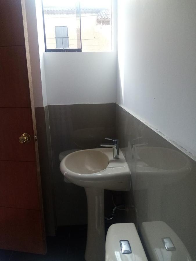 Отель Alegria S House Куско Экстерьер фото